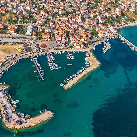 Διαμέρισμα In With Terrace, Air Conditioning, Wi-fi Biograd Na Moru
