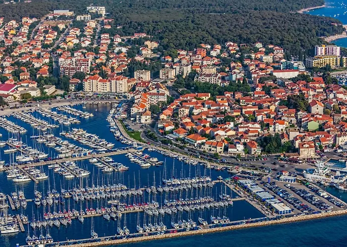 Διαμέρισμα In With Terrace, Air Conditioning, Wi-fi