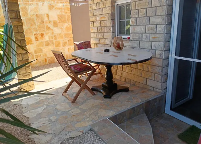 In With Terrace, Air Conditioning, Wi-fi Διαμέρισμα *
